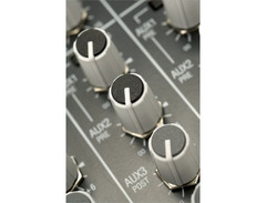 Allen & Heath Zed-14 image 4