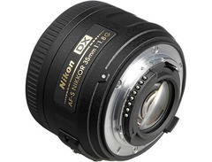 Nikon 35mm f/1.8G image 4