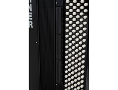 Hohner Bravo III 120 Accordion image 3