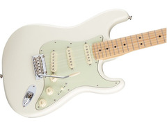 Fender Deluxe Roadhouse Stratocaster image 4