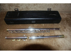 Armstrong 104 flute image 3