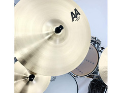 Sabian AA 18'' Medium Crash image 4