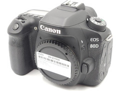 Canon EOS 80D image 2