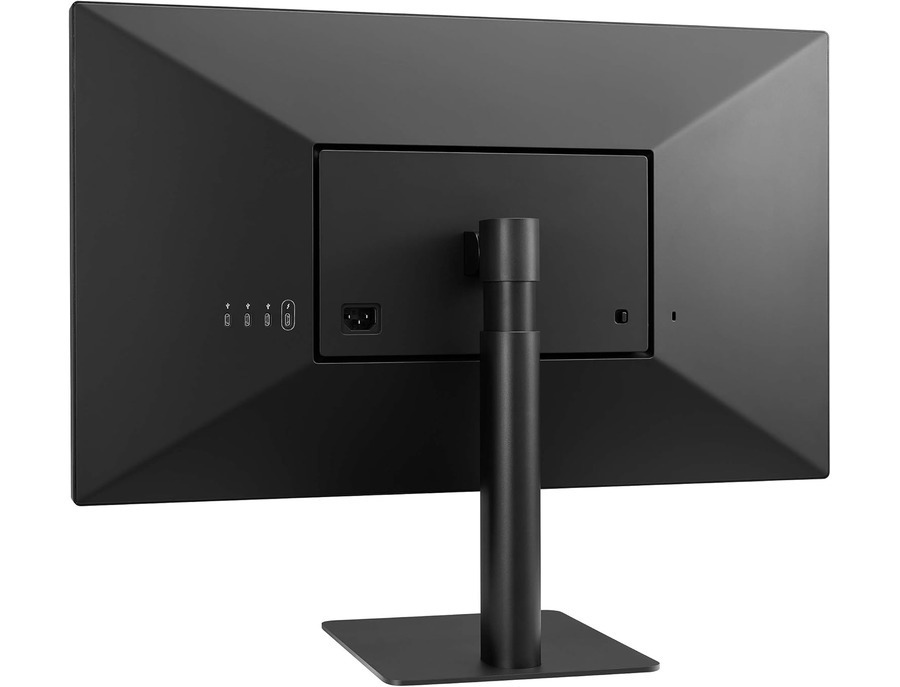 LG UltraFine 5K Display - What To Know & Where To Buy | Equipboard