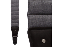 Mono Cases The Betty Strap Long image 3