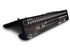 Allen & Heath QU-32 image 2