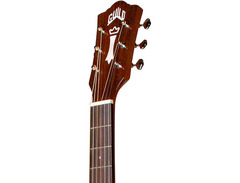 Guild M-140 Acoustic image 3