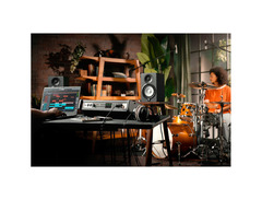 Universal Audio Volt 876 USB-C Audio Interface image 4