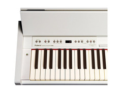 Roland F-130R 88-Key Digital Piano image 4