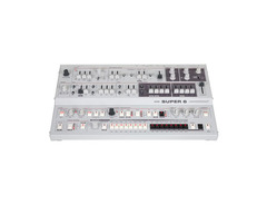 UDO Audio Super 6 Desktop 12-Voice Polyphonic Binaural Analog-Hybrid Synthesizer image 2