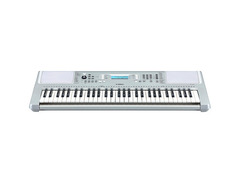 Yamaha YPT-370 61-Key Portable Keyboard image 4
