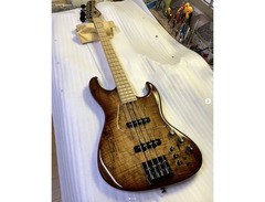 Wood Custom Guitars Vibe 4 Bass image 2