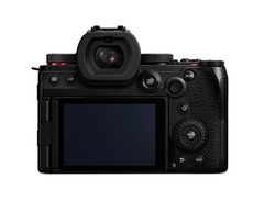 Panasonic Lumix S5II Full-frame Mirrorless Camera with 24-60mm f/2.8 Lens image 2