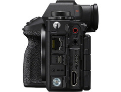 Sony Alpha 1 II Full-frame Mirrorless Camera Body image 3