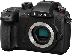Panasonic Lumix GH5M2 Mirrorless Camera image 2