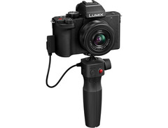 Panasonic Lumix G100D Mirrorless Camera and Lens with Tripod Grip image 2