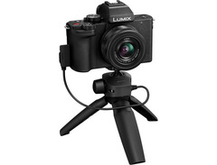 Panasonic Lumix G100D Mirrorless Camera and Lens with Tripod Grip image 4
