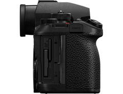 Panasonic Lumix S 100-500mm f/5-7.1 Lens image 3
