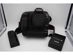 Canon EOS 5D Mark II Digital SLR Camera image 2