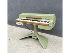 Fender Rhodes KBS 7024 73-Key Student / Instructor Electric Piano image 2