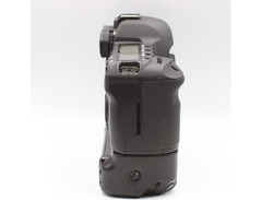 Canon 5D Mark ii image 4