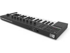 Native Instruments Komplete Kontrol M32 - What To Know & Where To