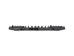 Denon MCX8000 DJ Controller image 2