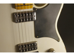 LSL Instruments La Perronita Guitar image 3