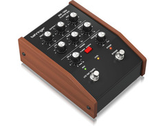 Behringer BM-18M Cluster Box Modulation Pedal image 2