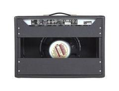 Fender '65 Deluxe Reverb Reissue 1x12 Combo Amplifier image 3