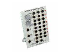 Doepfer A-152 Addressed T&H/Switch image 3