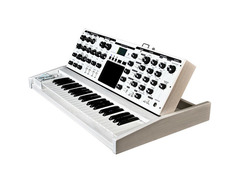 Moog Minimoog Voyager White Edition image 3
