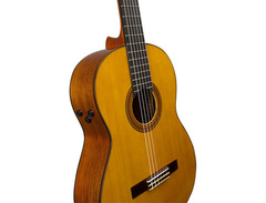Yamaha CG TransAcoustic image 4