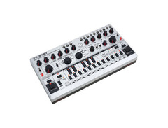 Behringer TD-3-MO-SR Analog Bass Line Synthesizer image 3