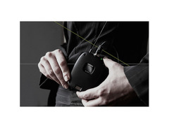 Shure SLXD1 Wireless Bodypack Transmitter image 4