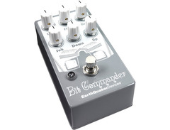 EarthQuaker Devices Bit Commander V2 Monophonic Analog Guitar Synthesizer Pedal image 2