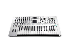 Roland Gaia 2 Synthesizer image 4
