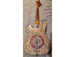 1989 (USA) Fender P-Bass. image 2
