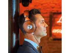 Focal Stellia Closed-back Reference Headphones image 4