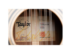 Taylor 352CE 12 Fret 12 string image 4