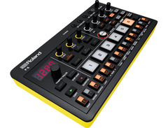 Roland AIRA Compact P-6 Sampler image 2
