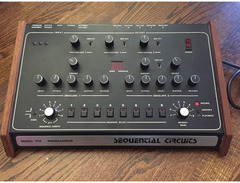 Sequential Circuits Model 700 Programmer image 2