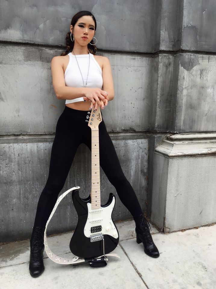 Liso Lee | Equipboard