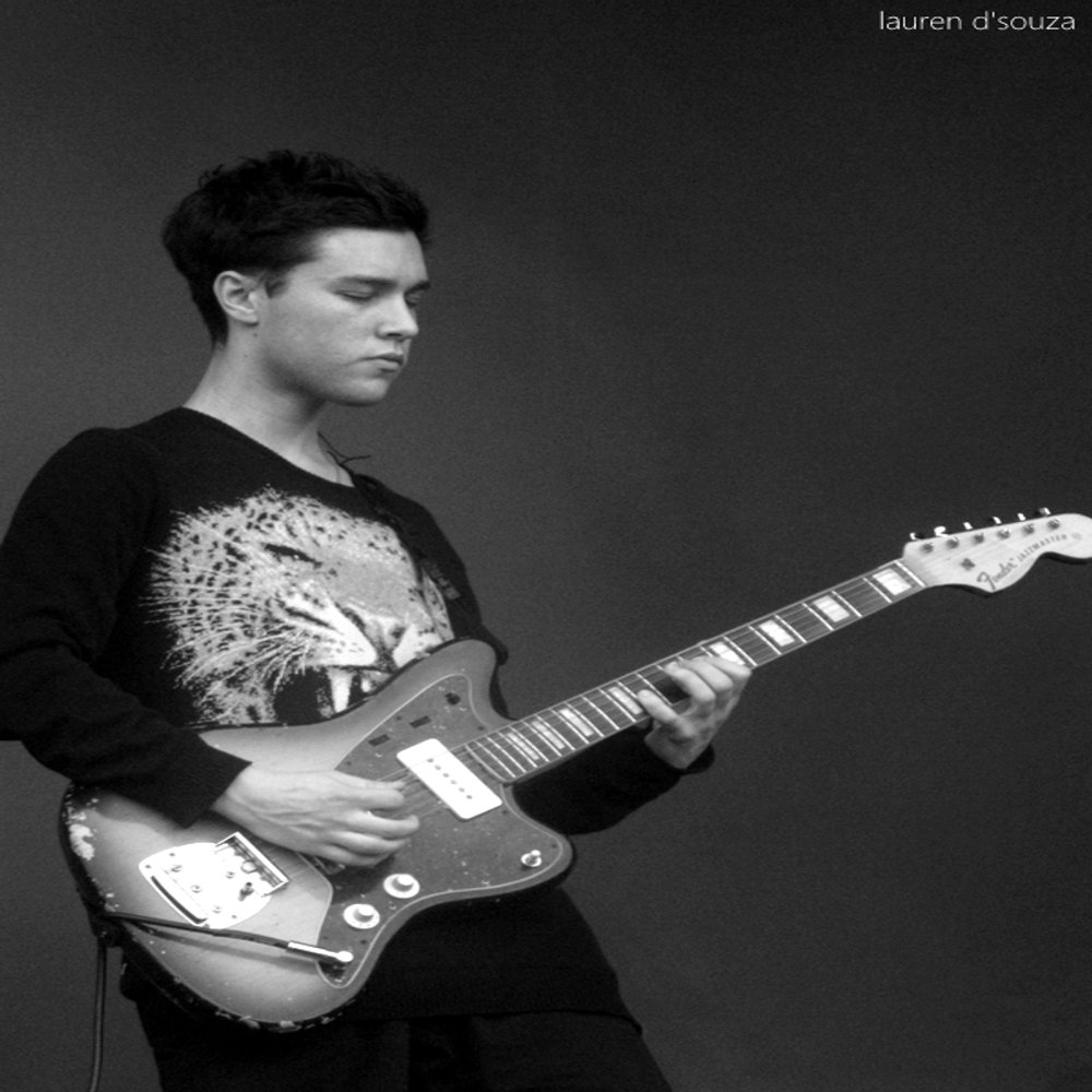 Zach Abels, The Neighbourhood Guitarist Gear | Equipboard