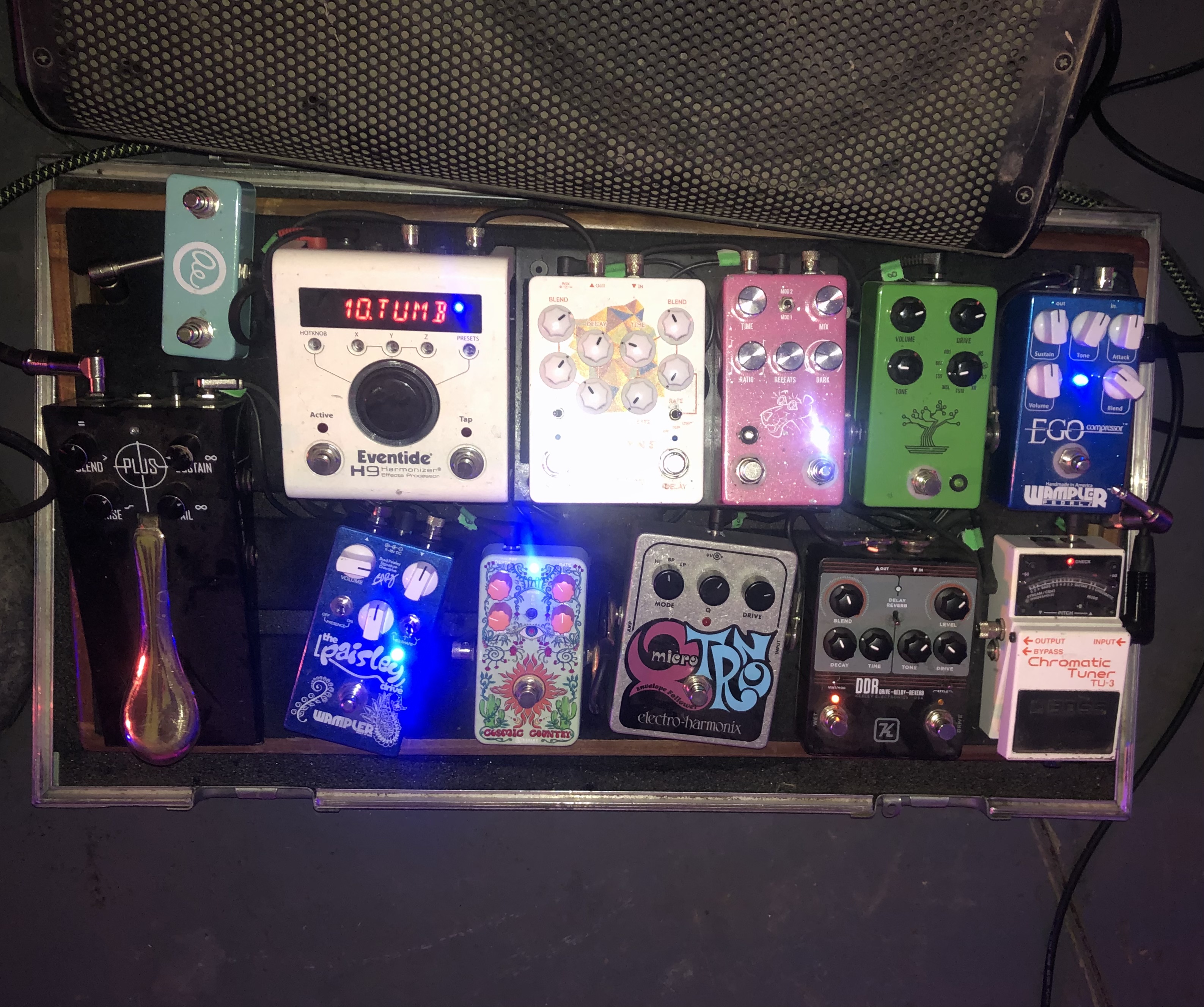 daniel donato pedalboard