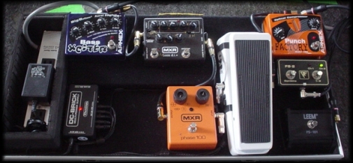 robert trujillo pedalboard