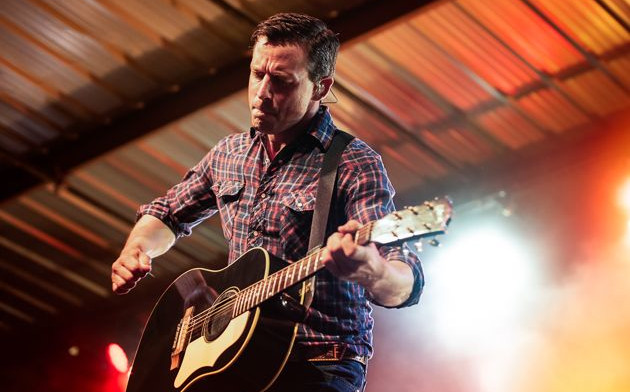 Evan Felker Turnpike Troubadours Singer And Guitarist Gear Equipboard