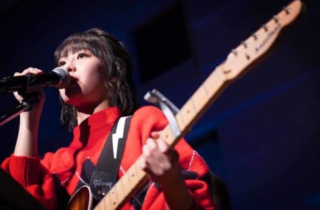 Tomori Kusunoki Equipboard