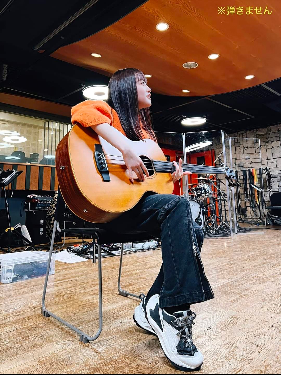 Tomori Kusunoki Equipboard