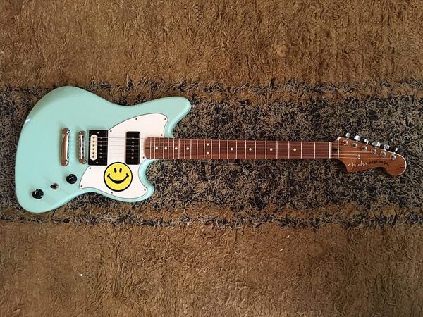 Fender Alternate Reality Powercaster - What To Know & Where
